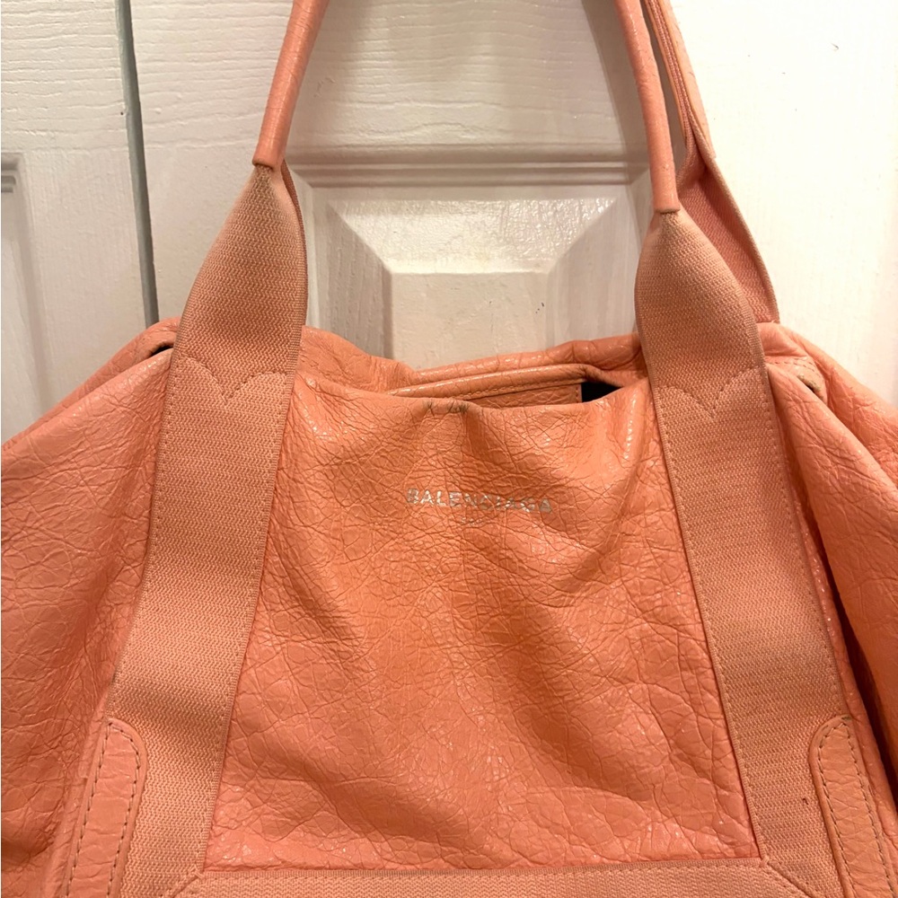 Balenciaga Agneau S Cabas tote bag in pink - Picture 2 of 4